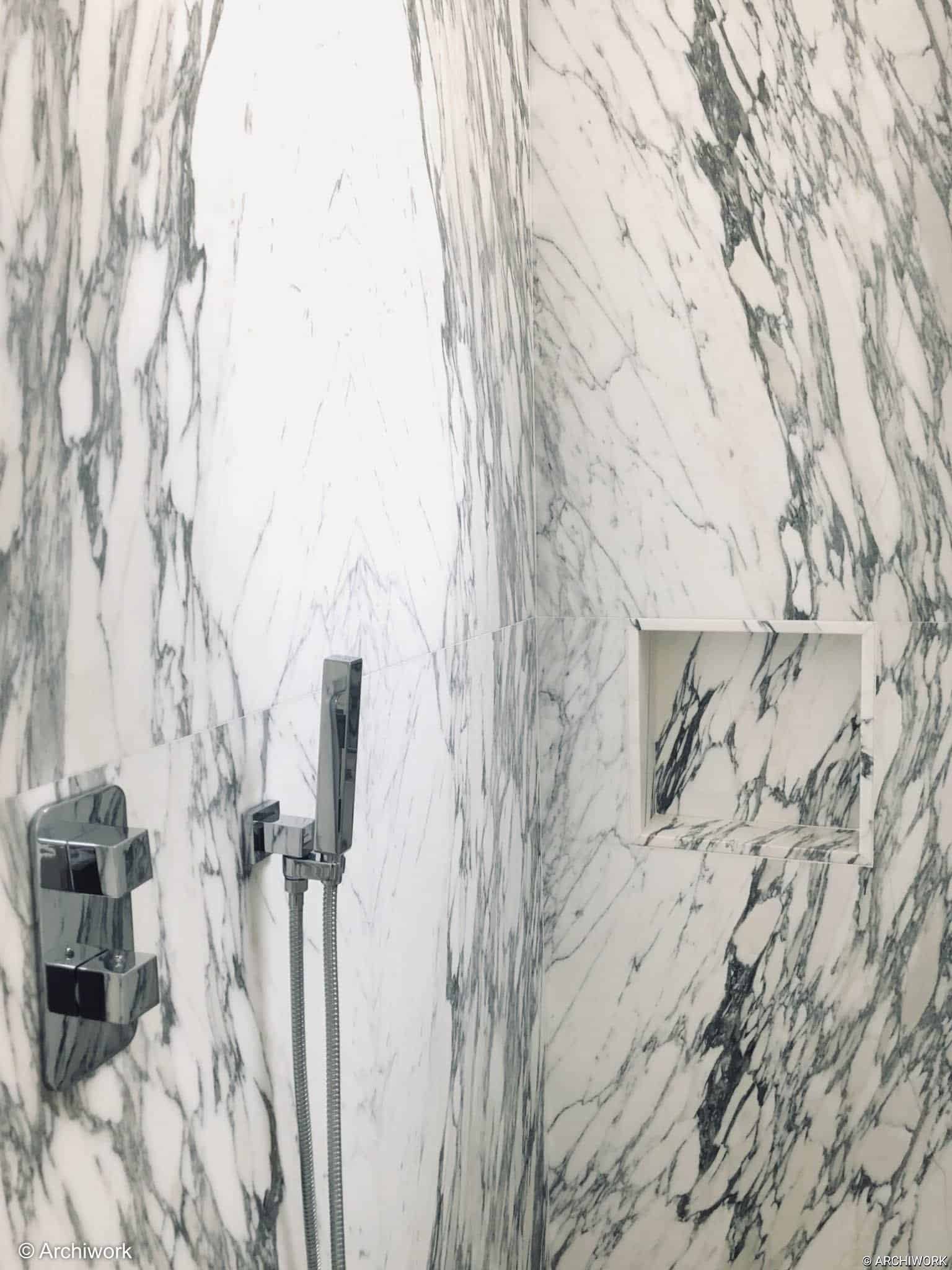 archiwrok aménagement sur mesure salle de bain marbre